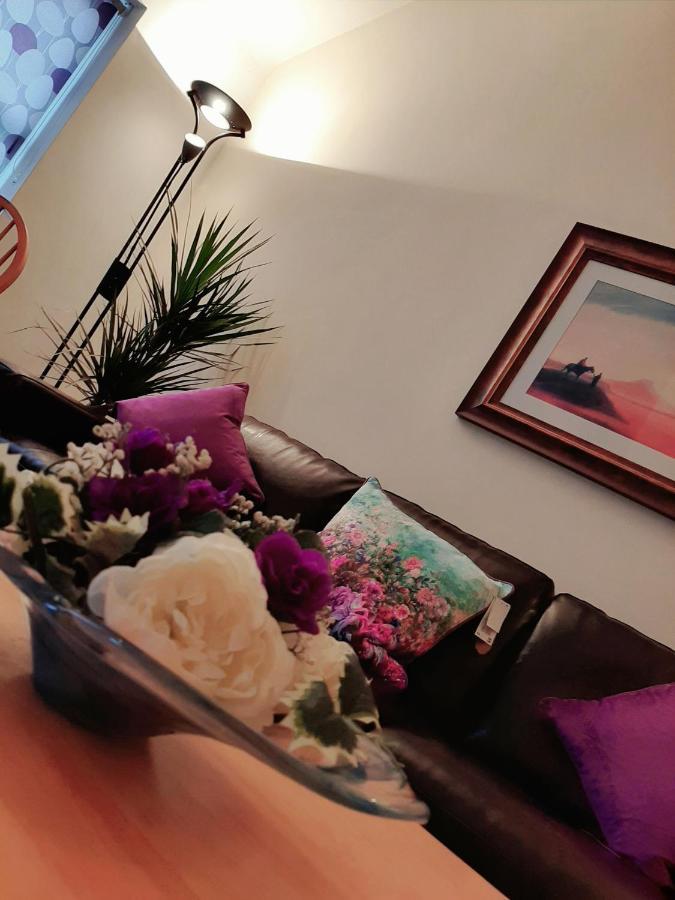 Main Street Apartment Carrick on Shannon Екстериор снимка
